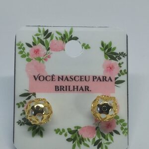 Brinco pérola trabalhada